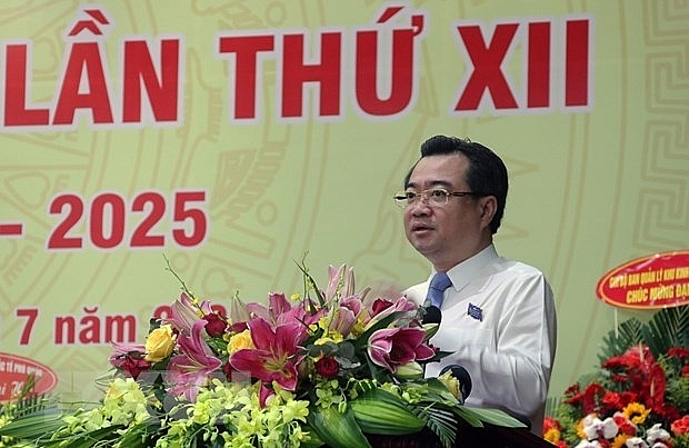 tao-moi-truong-thong-thoang-nhung-khong-buong-long-quan-ly-xay-dung-1